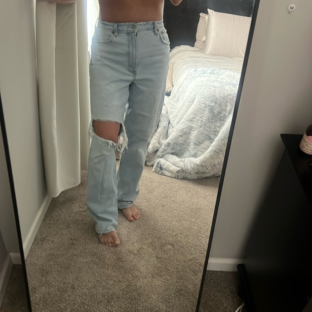 Abercrombie 90’s straight high rise jeans
